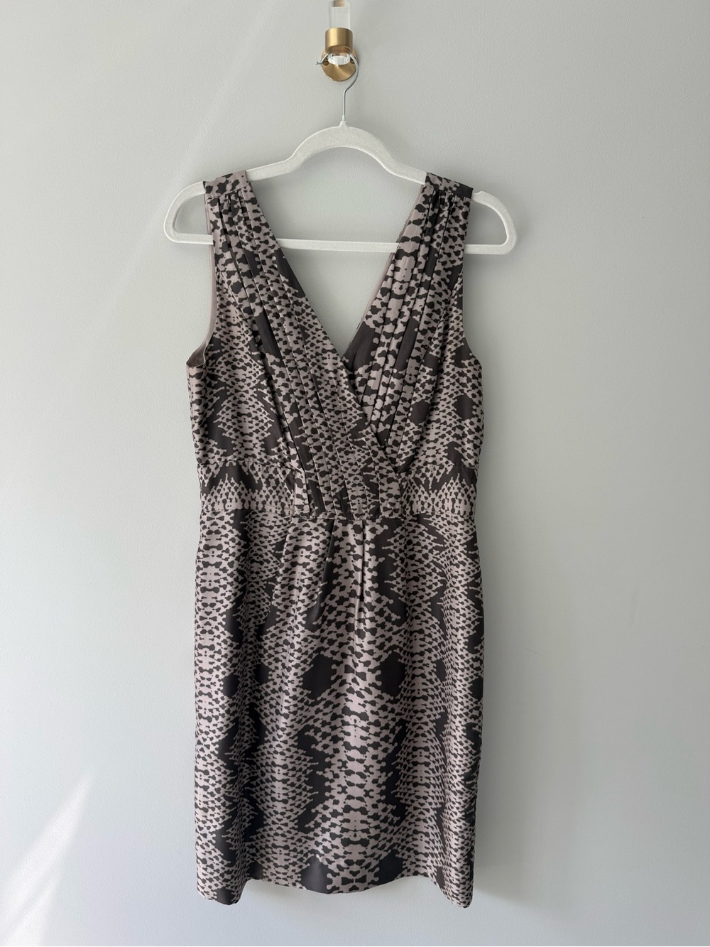 Banana Republic Taupe and Black Sleeveless V-Neck Sheath Dress